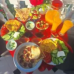 Guest Guri Shirokë