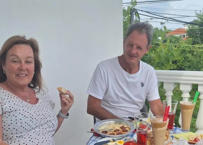 Guest Guri * Široka